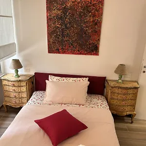 https://marigiu.hotelitalianriviera.com