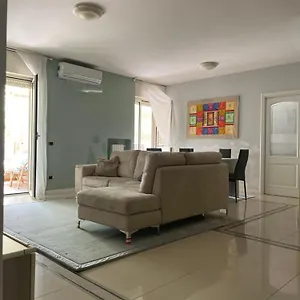 https://casa-leone.barihotels.org